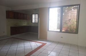 Alquiler de Apartamento de 2 Habitaciones en Lomas del Mayab